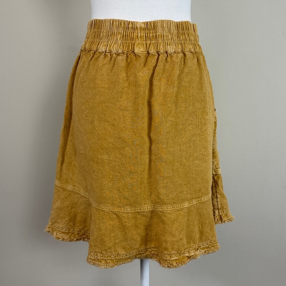 Pilcro Flounced Linen Blend High Waist Mini Skirt in Washed Mustard Size Medium - Picture 4 of 8